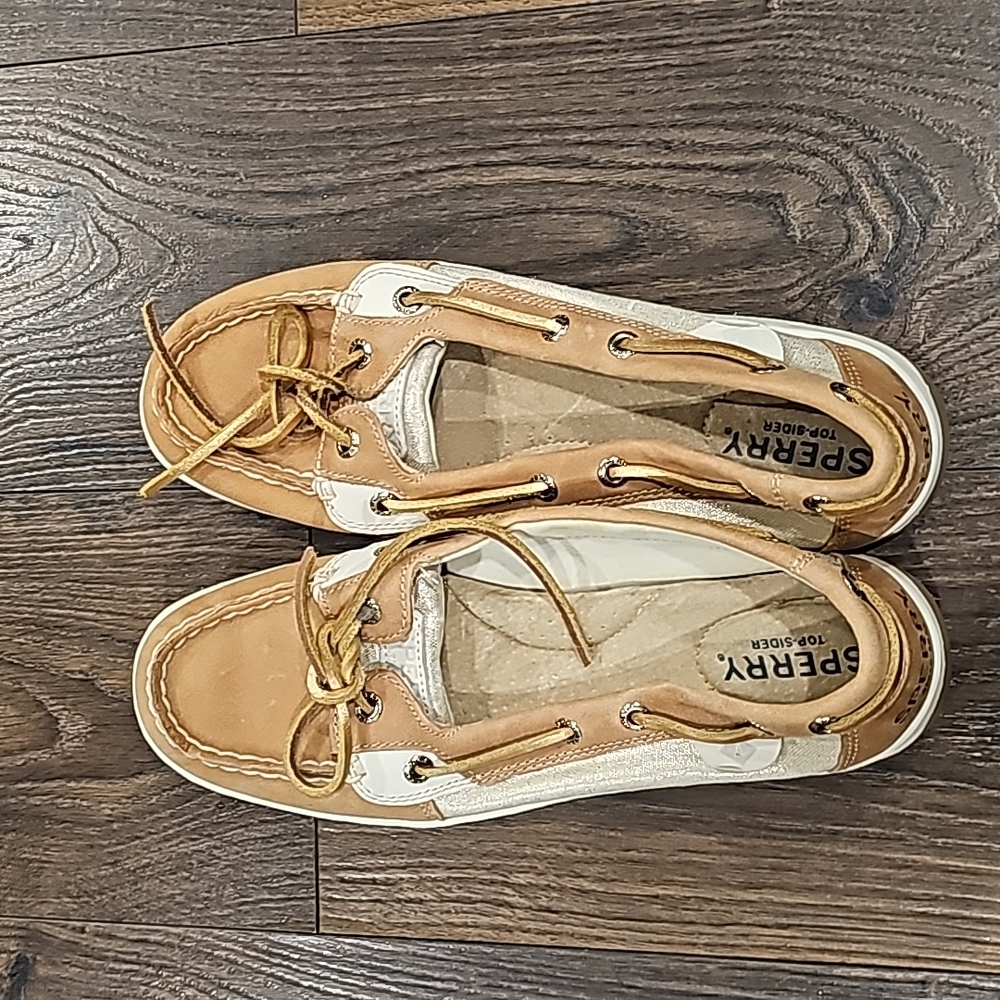 Women's Sperry's in great condition size 8